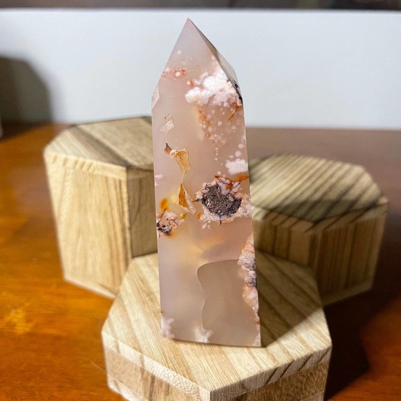 Carnelian Flower Agate Tower - Picture 5 of 12